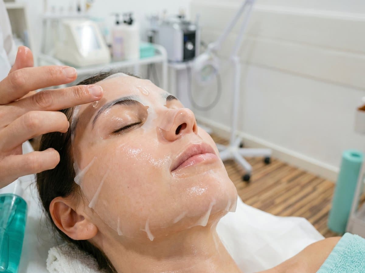 Resultado de hidratación facial profunda — Clínica Pura Vida Valencia